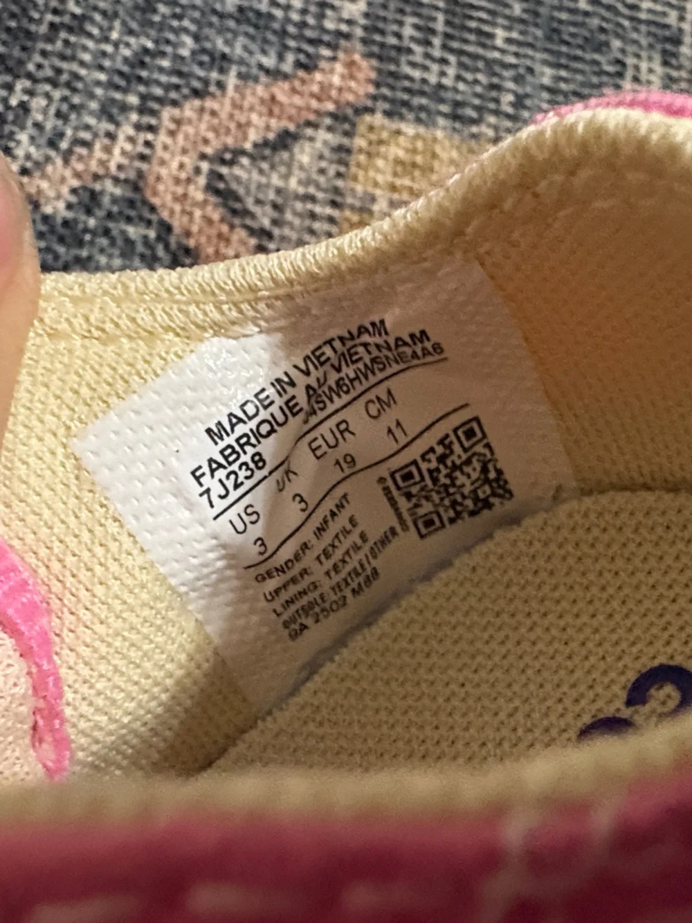 Chuck Taylor Converse All Star Pink Low Top Toddler Sneakers US sz 3
